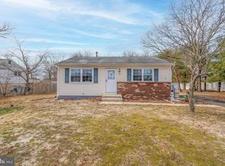 780 Rebecca Dr, Vineland, NJ 08360