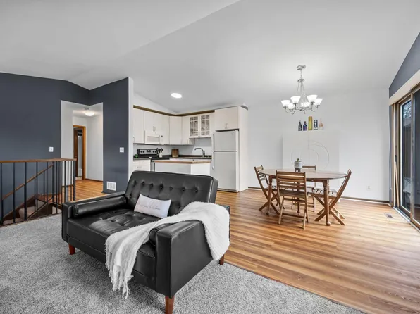 2628 Sumac Ct, White Bear Lake, MN 55110