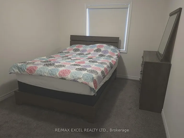 42 Simona Ave — Photo 16