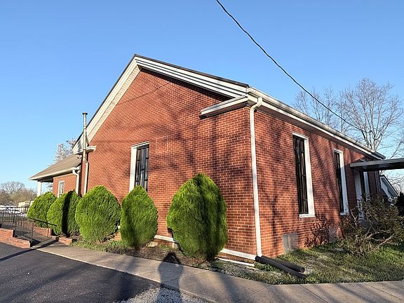 3rd image of 10926 Lafayette Rd