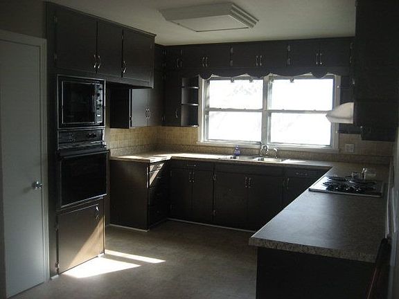 2nd image of 1205 E 17th St