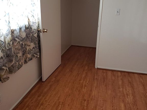 5th image of 1549 W 227th St #4