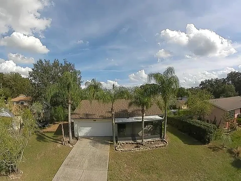 7525 Willow Wisp Dr E — Photo 3