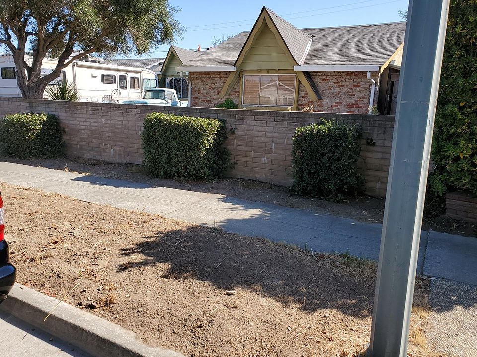2nd image of 7632 Normandy Way