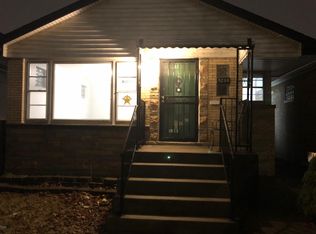 9238 S Anthony Ave, Chicago, IL 60617