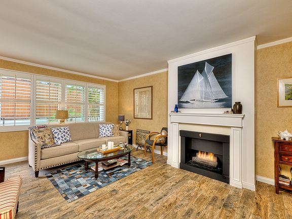 4th image of 701 Grant St APT 5