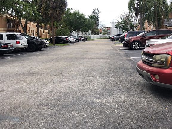 4th image of 2329 SW 82nd Way