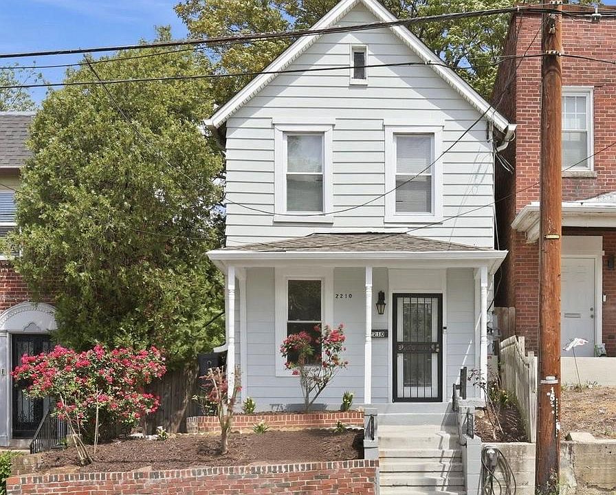 1st image of 2210 Bryan Pl SE
