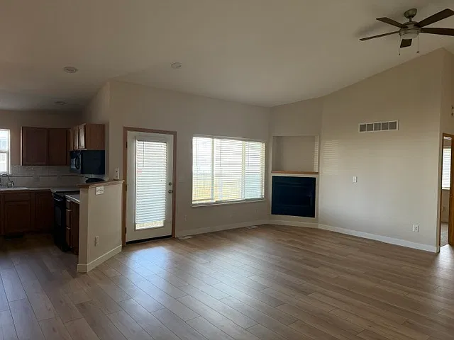 629 Ash Street - 1 — Photo 4
