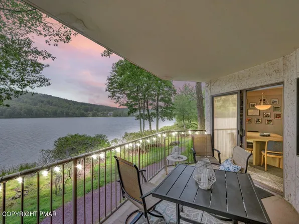 59 Midlake Dr #202I, Lake Harmony, PA 18624