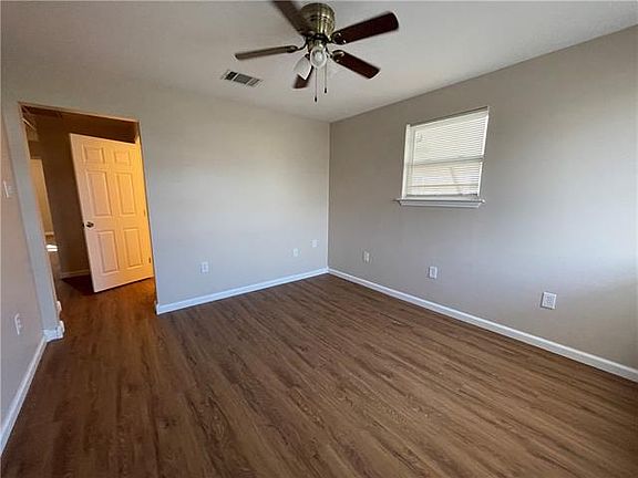 4th image of 1013 Cougar Dr