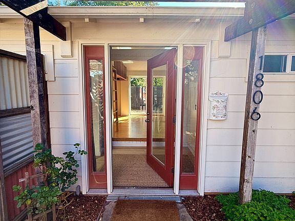 2nd image of 1804-1806 Beaver St #1