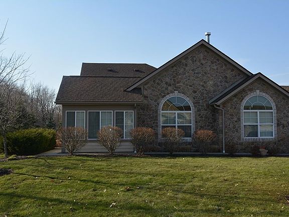 2nd image of 285 Arlington Dr