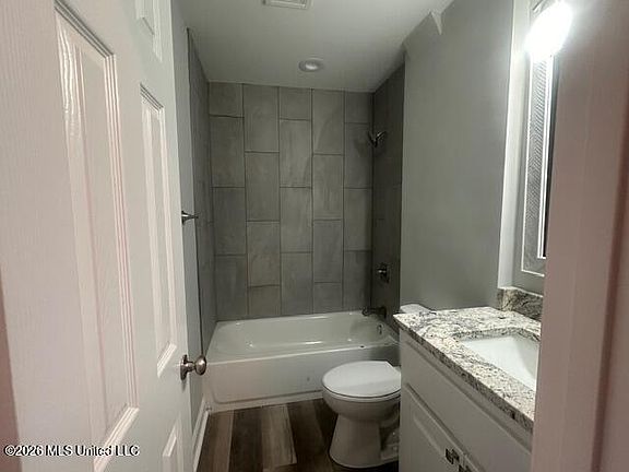 5th image of 700 Towery Ct