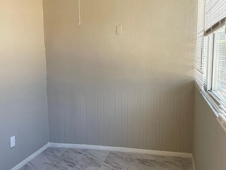 3455 N Mission Rd — Photo 14