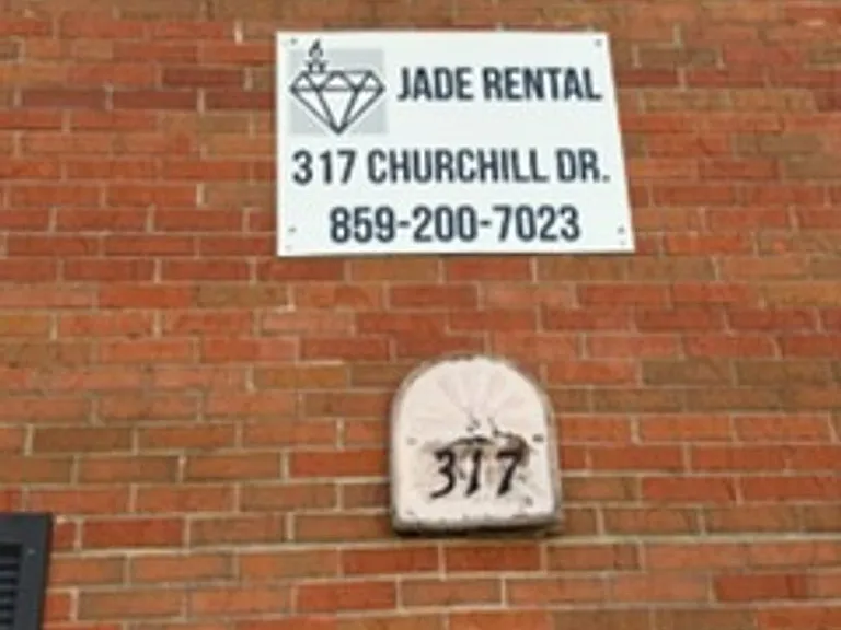 317 Churchill Dr — Photo 6