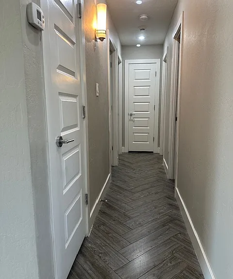 1416 E Del Rio Dr — Photo 40