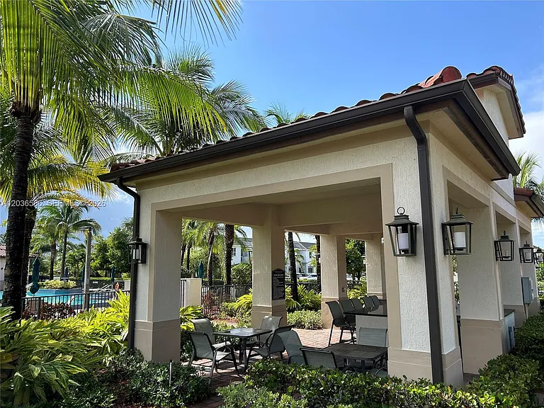 14920 SW 175th St — Photo 14