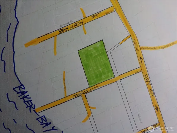 12 Third St W, Chinook, WA 98614