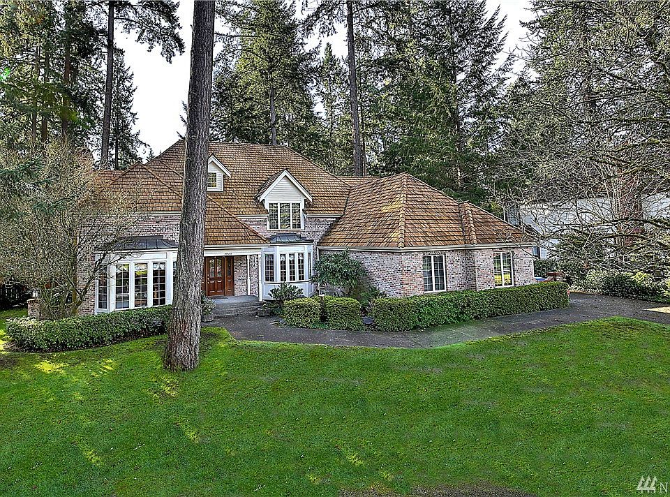 French country styled home in the gated community of Madera.
