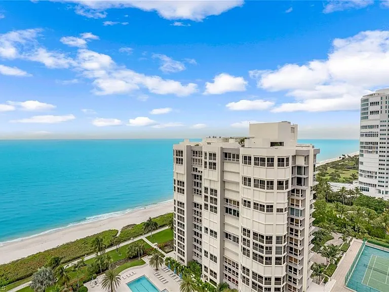 4041 Gulf Shore Blvd N #204 — Photo 28