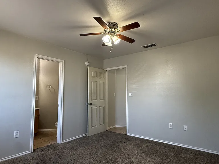 304 N Brentwood Ave #A — Photo 9