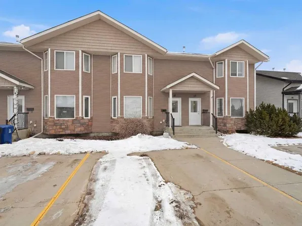 41 S Winston Pl, Blackfalds, AB T4M 0K9