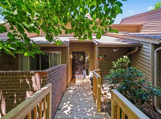 13 Creekview Ln, Durham, NC 27705