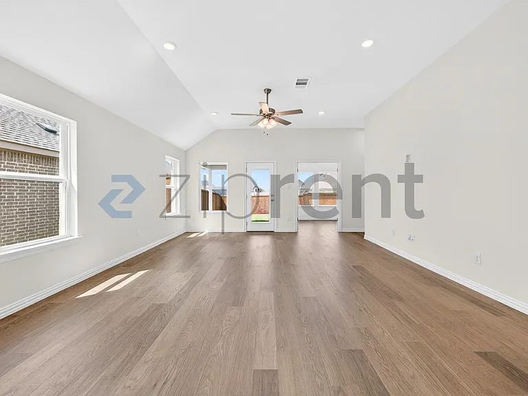 949 Schuberts Rd — Photo 17