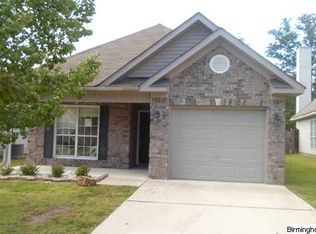 302 Forest Lakes Dr, Sterrett, AL 35147