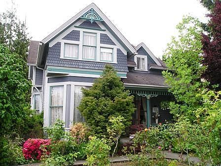 1st image of 324 Avenue E