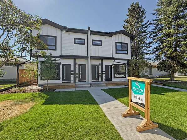 3119 45th St SW #1, Calgary, AB T3E 3T7