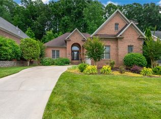 18 Calmar Ct, Greenville, SC 29617