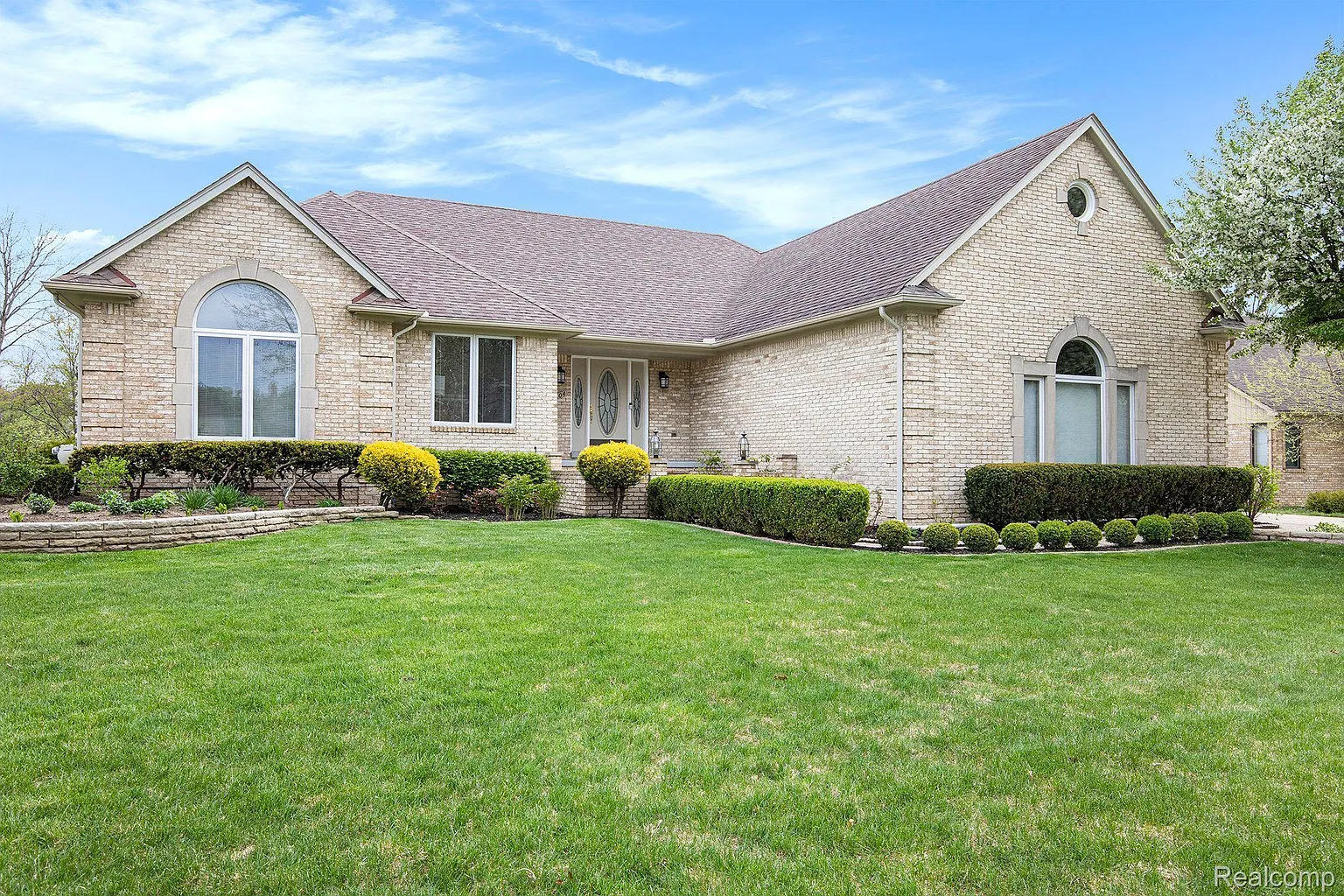 1204 Bradbury Dr photo 1