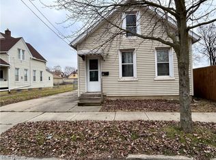3615 E 46th St, Cleveland, OH