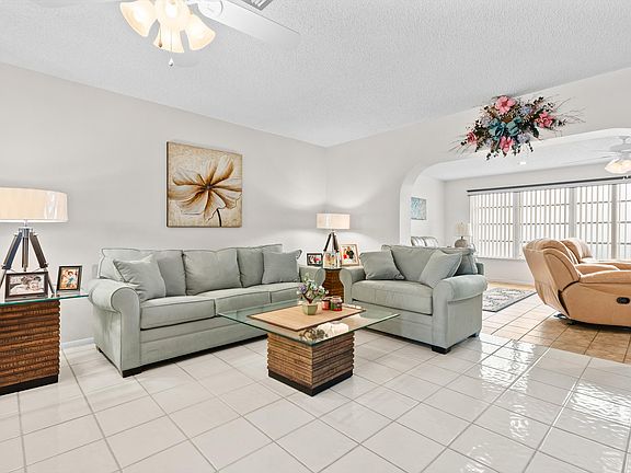 3rd image of 5800 Fernley Drive W #18