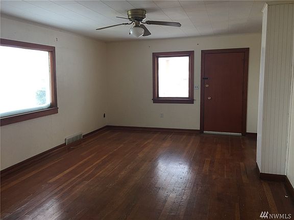 4th image of 406 E Marjorie Ave