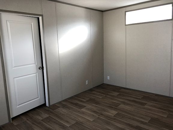 3rd image of 12440 Morning Glory Ct