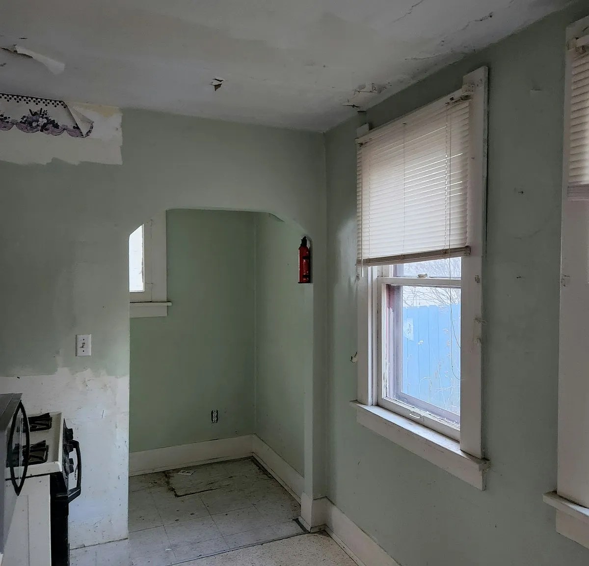 2453 Caledonia Street — Photo 3