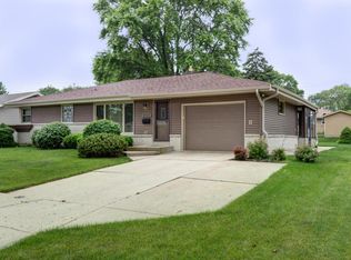 5365 S 22nd St, Milwaukee, WI 53221