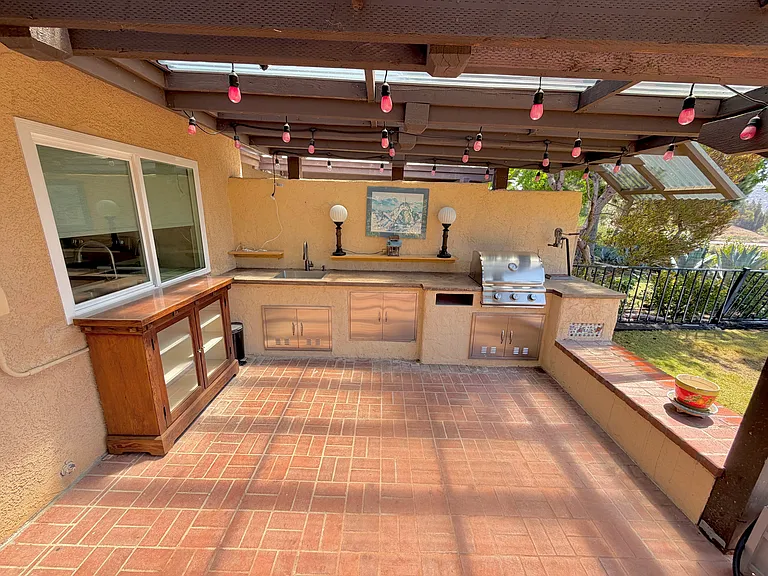 4335 Los Padres Dr — Photo 22