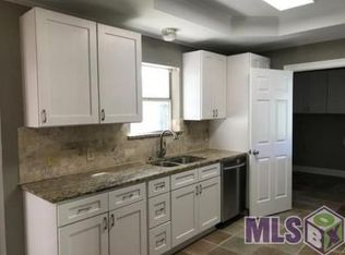 18262 Autumn Run Dr, Prairieville, LA 70769