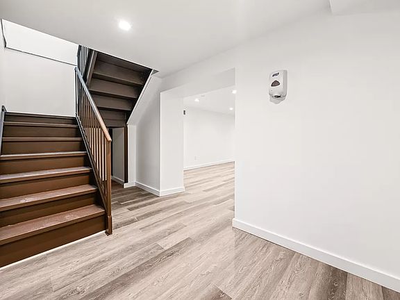 5th image of 239 E 31st St #1