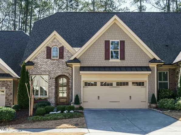 136 Glenpark Pl, Cary, NC 27511