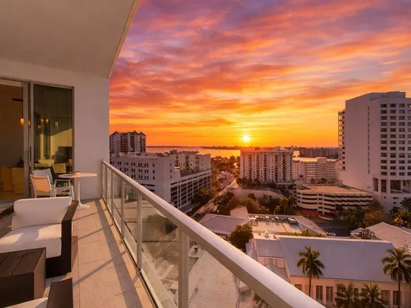 111 S Pineapple Ave 3-ph 1205, Sarasota, FL 34236