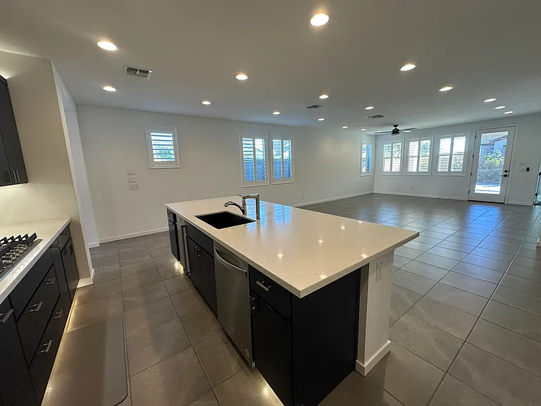 21357 E Macaw Dr — Photo 11