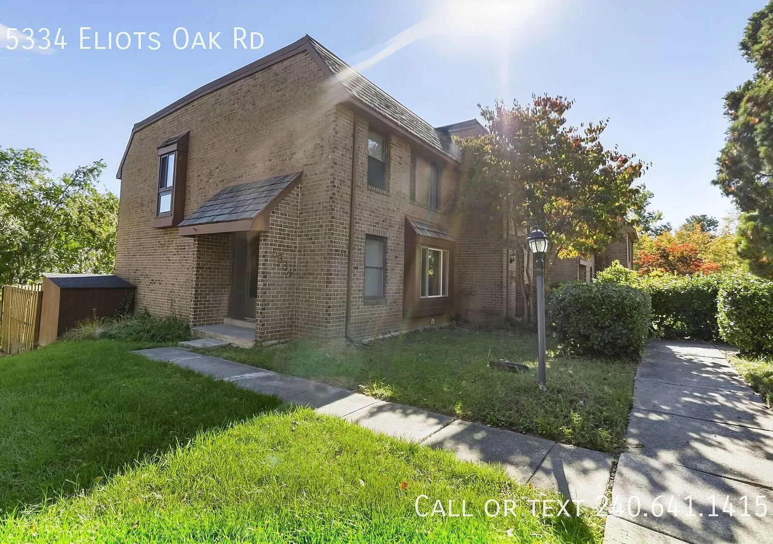Spacious 3 BR/2.5 BA Townhome in Columbia! — Photo 2