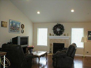 4th image of 6133 Valerian Ct