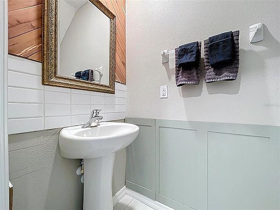 5th image of 3141 OYSTER COVE STREET