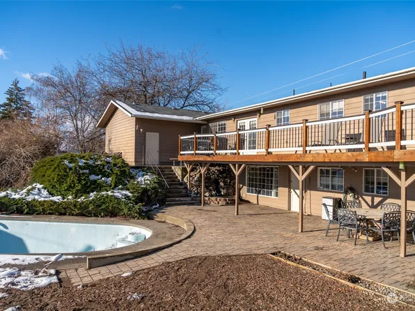 1790 5th Street, East Wenatchee, WA 98802